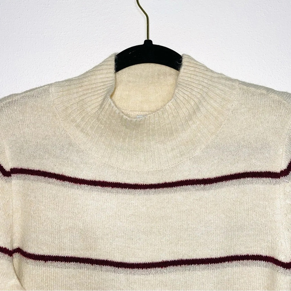 Old Navy Cream & Maroon Striped Mock Neck Plush Pullover Sweater Small Women’s - Picture 2 of 11